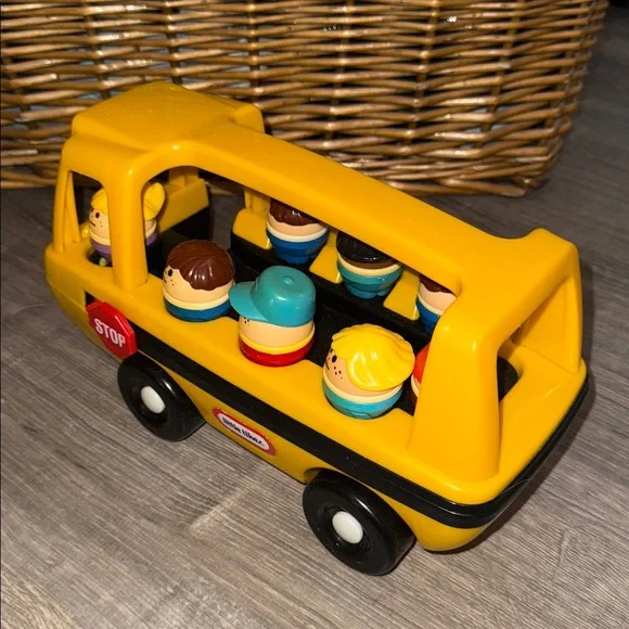 Vintage Little Tikes School Bus & 8 Toddle Tots Children's Toy Play Lot Set - Picture 5 of 10